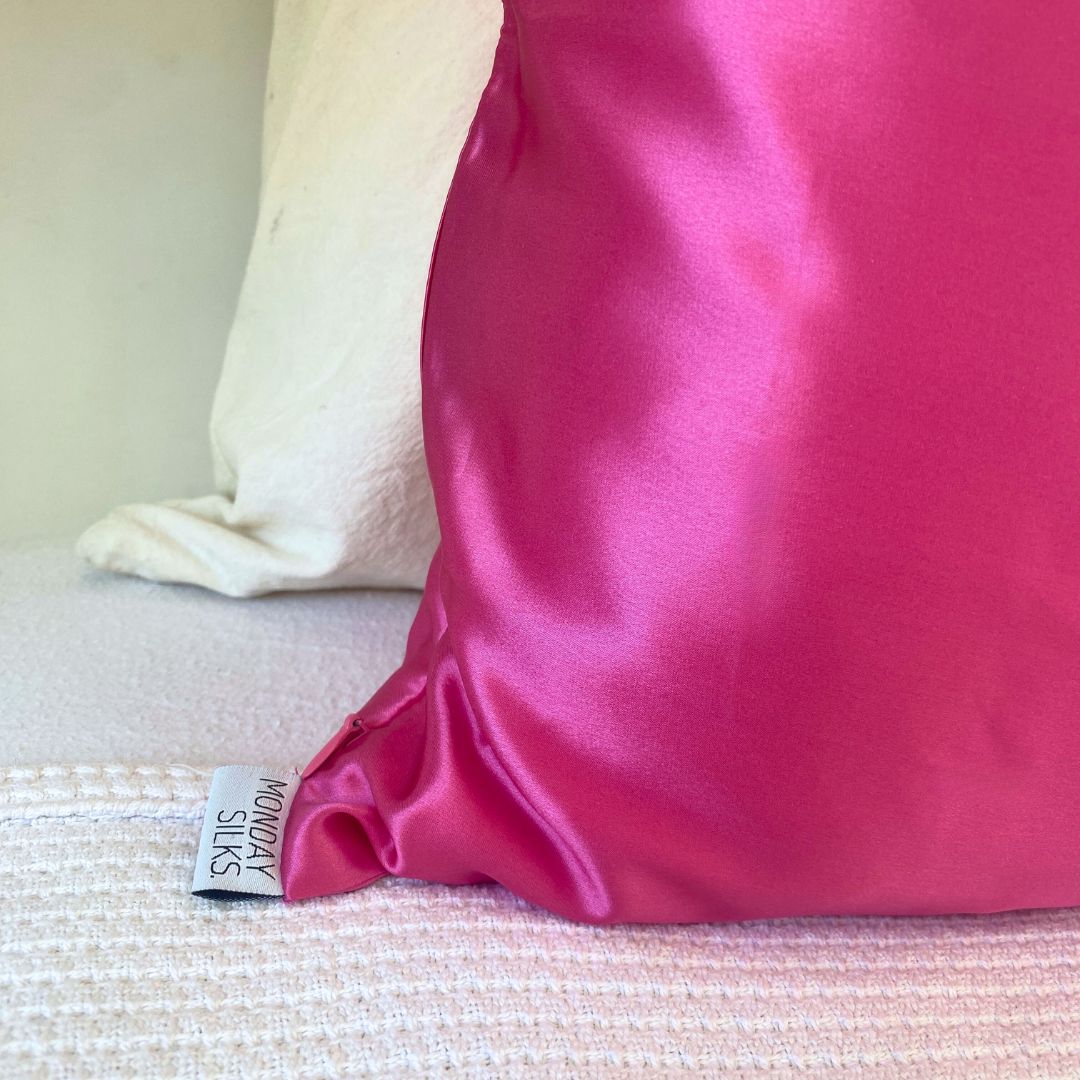 Monday Silks | Fuchsia silk pillowcase